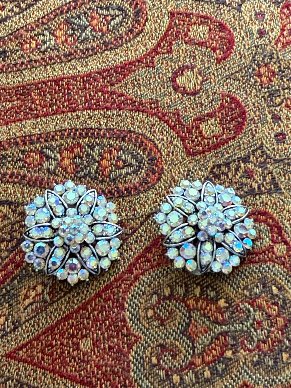 Vintage Aurora Crystal Flower Clip-On Earrings - Iridescent